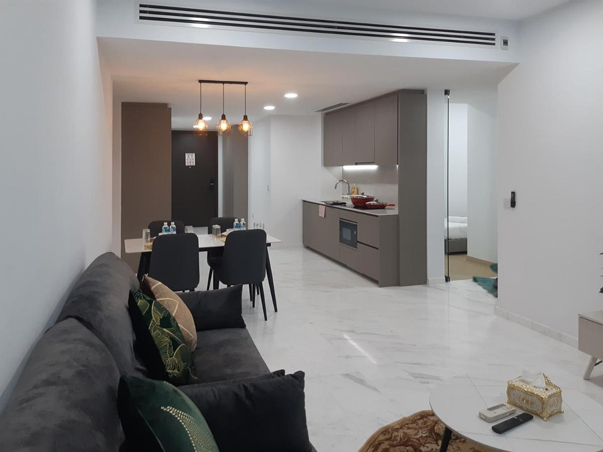 Astra @ Eaton Residences Kl กัวลาลัมเปอร์ ภายนอก รูปภาพ