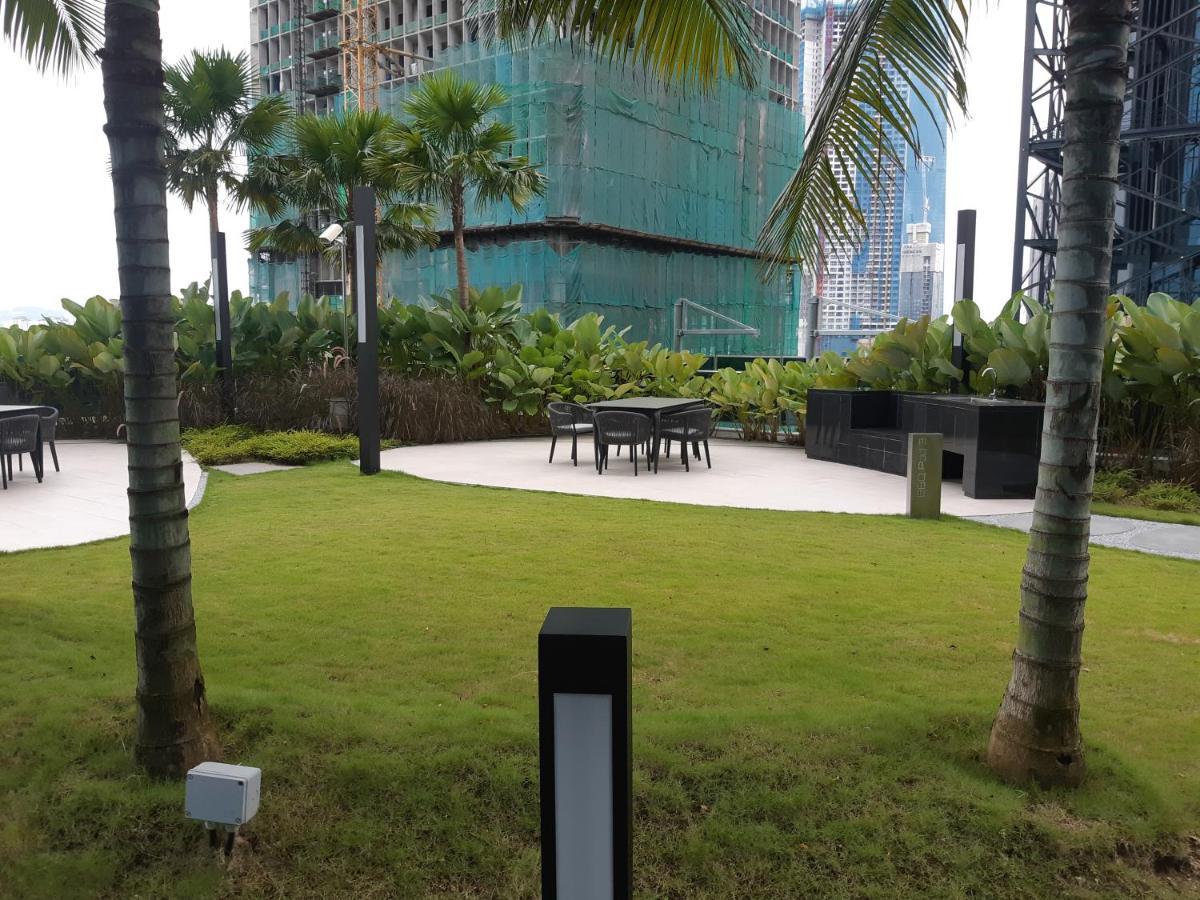 Astra @ Eaton Residences Kl กัวลาลัมเปอร์ ภายนอก รูปภาพ